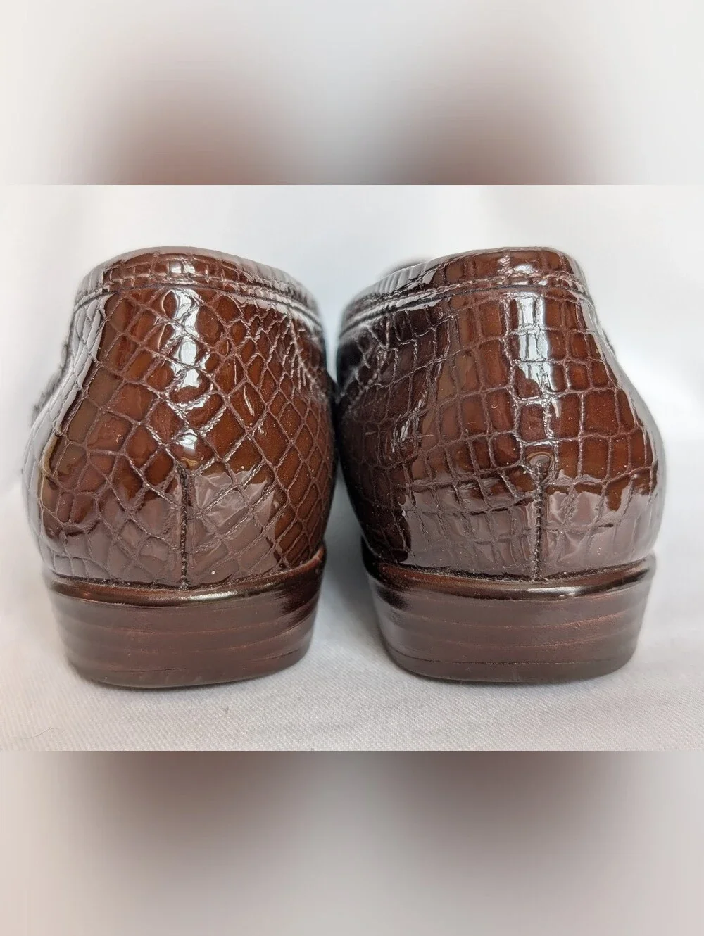 SAS Tripad Comfort Women's Loafers Size 9M Brown Crocodile Print Patent Leather